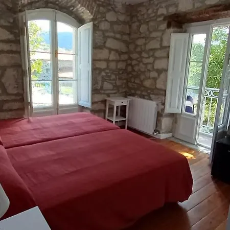 Senorio De Bizkaia 호텔 *